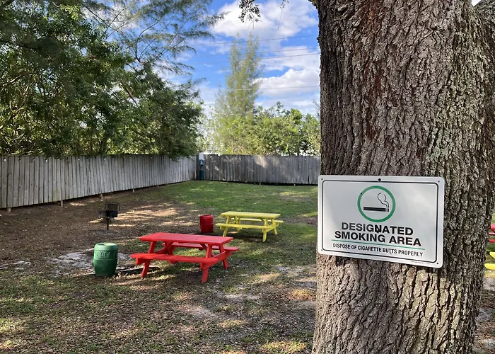 La Quinta Inn By Wyndham West Palm Beach - Florida Turnpike